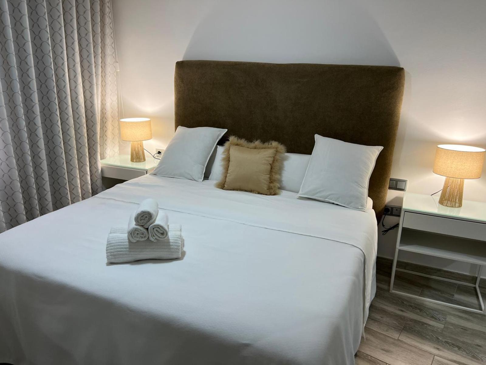 Don Leone Hotel Alginet Eksteriør bilde